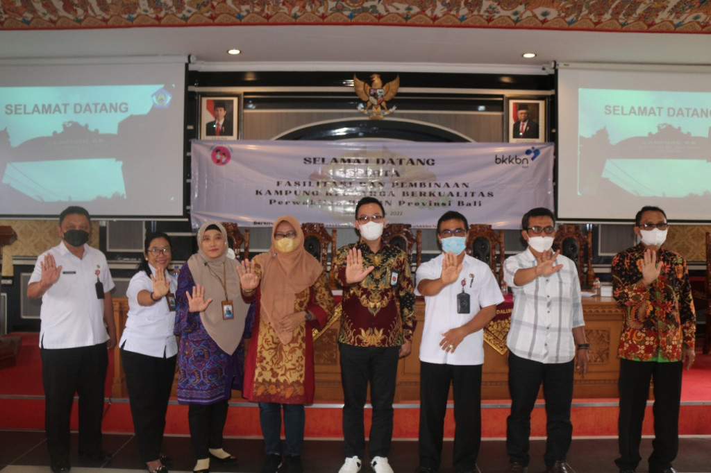 Fasilitasi dan Pembinaan Kampung Berkualitas (KB) Perwakilan BKKBN Provinsi Bali di Desa Dalung